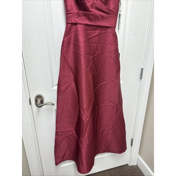 Alfred Sung Size 4 Burgundy D811S Off Shoulder Satin Maxi Gown Cocktail Dress - Picture 6 of 11